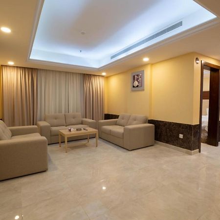 Dar Al Masarat Served Apartments Jeddah Bagian luar foto