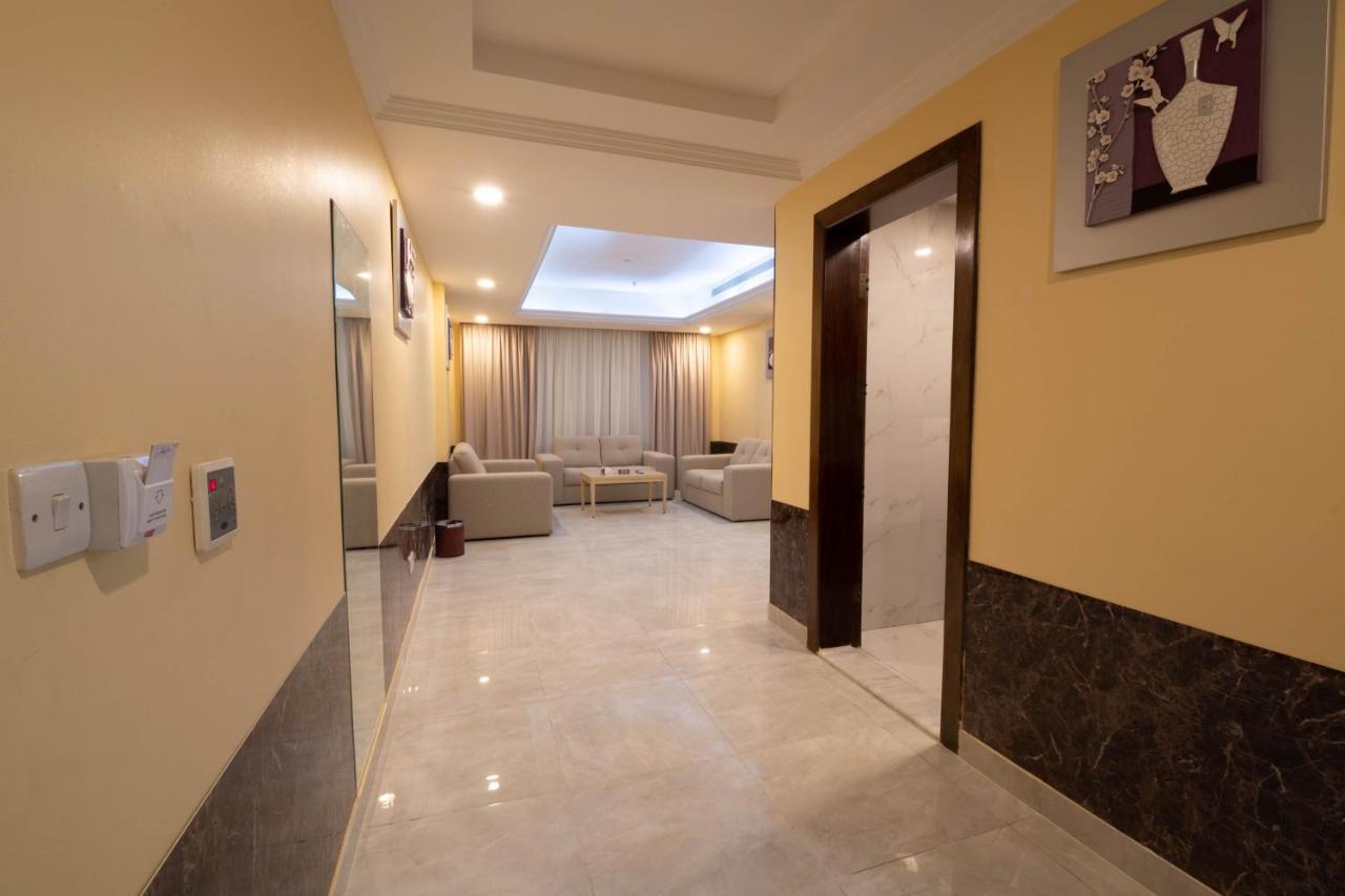 Dar Al Masarat Served Apartments Jeddah Bagian luar foto