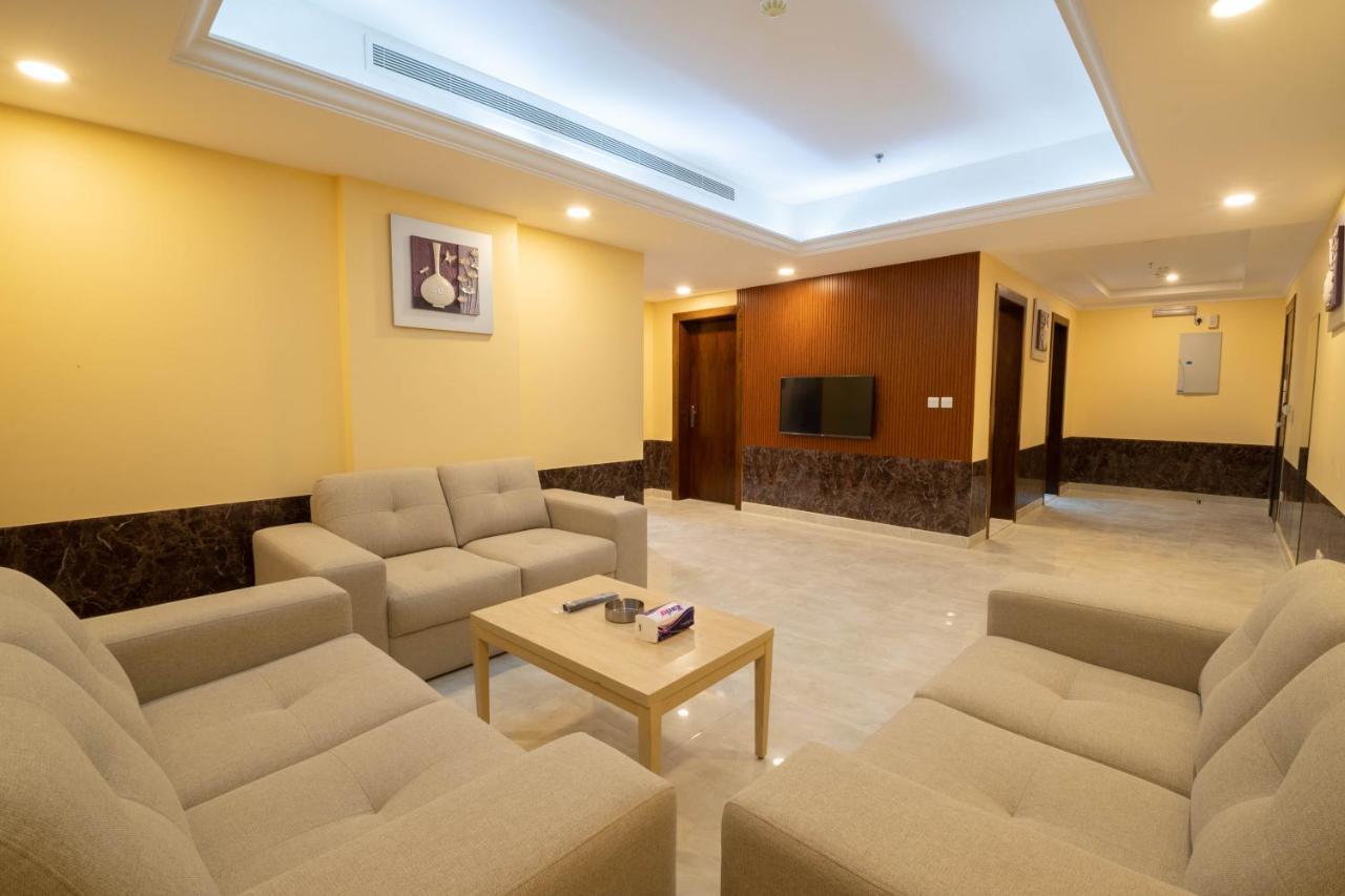 Dar Al Masarat Served Apartments Jeddah Bagian luar foto