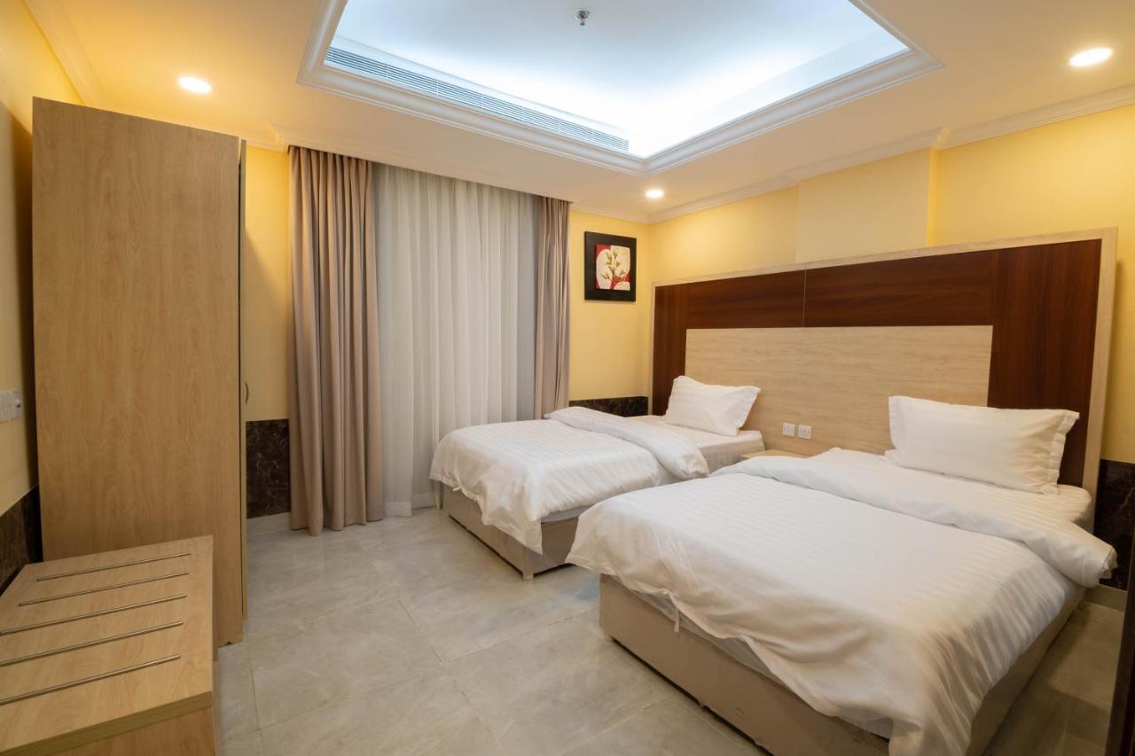 Dar Al Masarat Served Apartments Jeddah Bagian luar foto