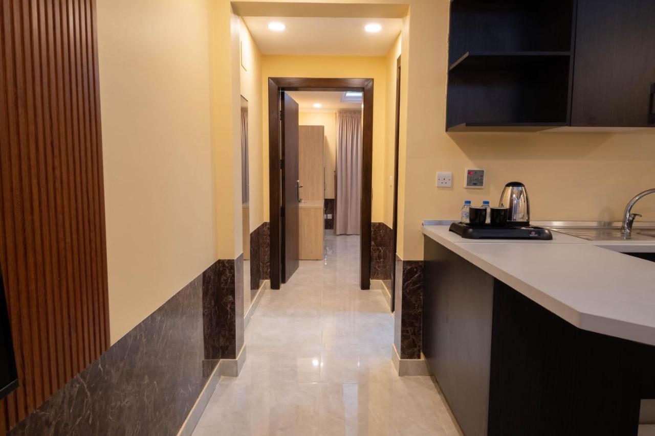 Dar Al Masarat Served Apartments Jeddah Bagian luar foto