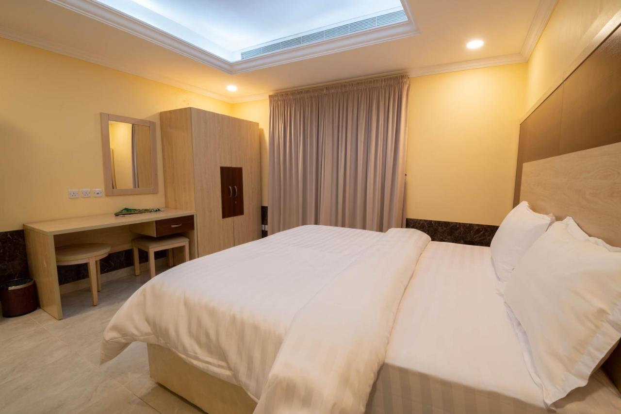 Dar Al Masarat Served Apartments Jeddah Bagian luar foto