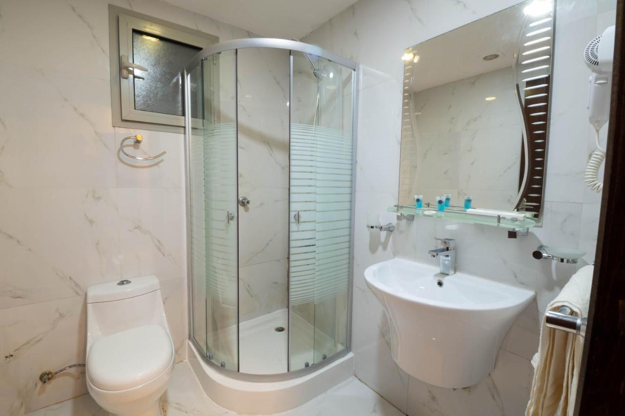 Dar Al Masarat Served Apartments Jeddah Bagian luar foto