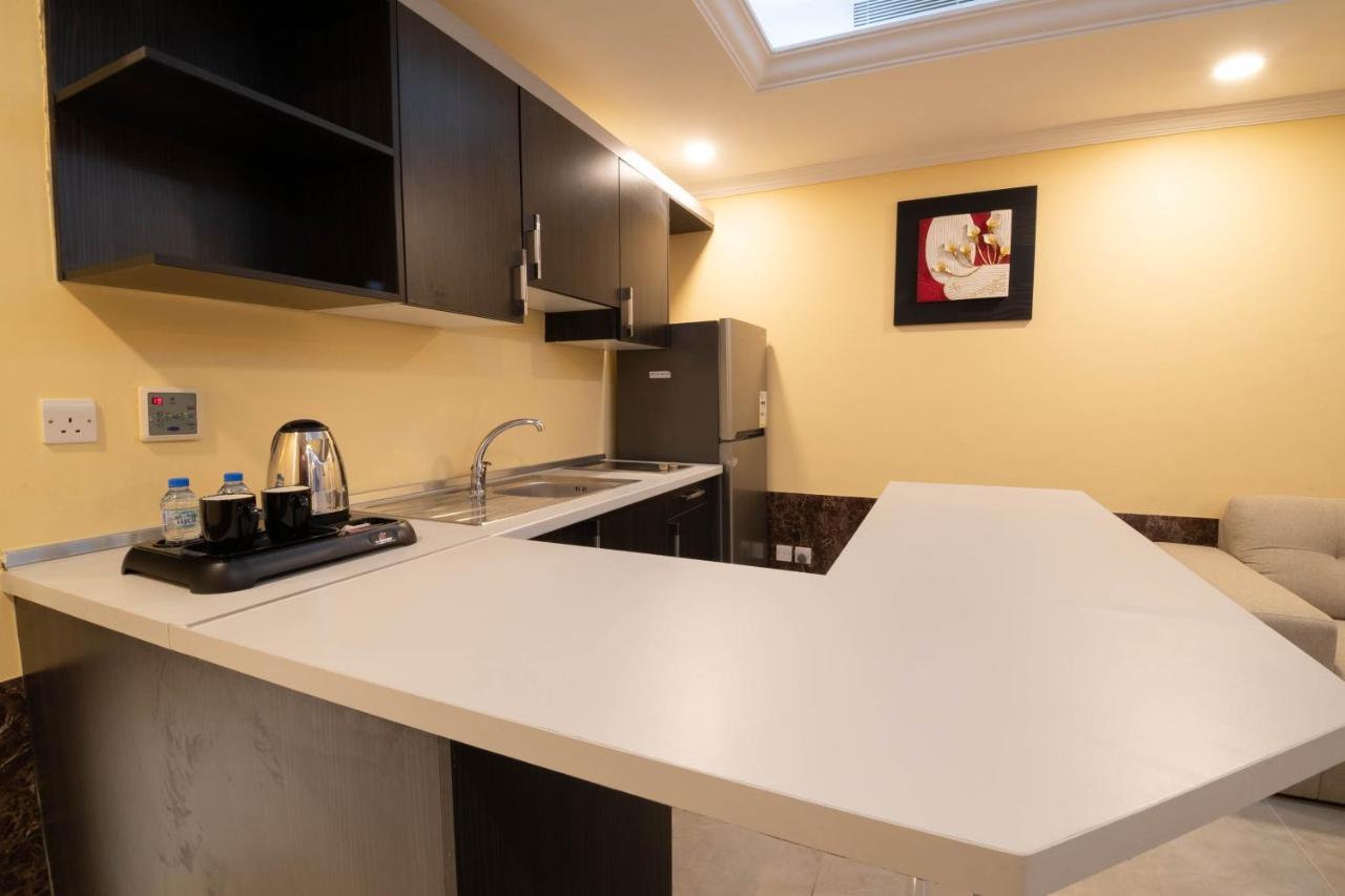 Dar Al Masarat Served Apartments Jeddah Bagian luar foto